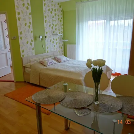Mora Apartment